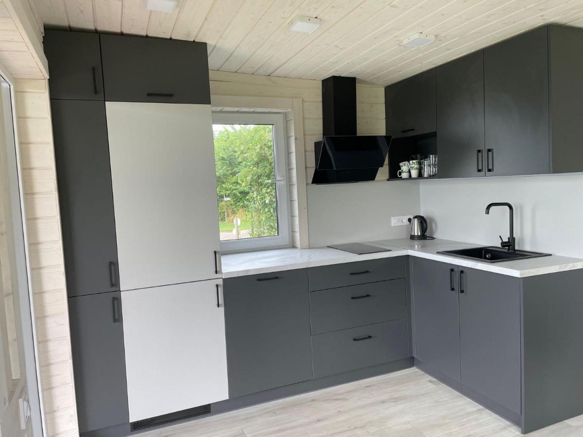 Вилла Tiny House Aan Het Water Op De Appelhof Wommels Экстерьер фото